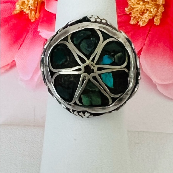 Vintage Silver flower Statement Ring size 7 - Picture 1 of 7